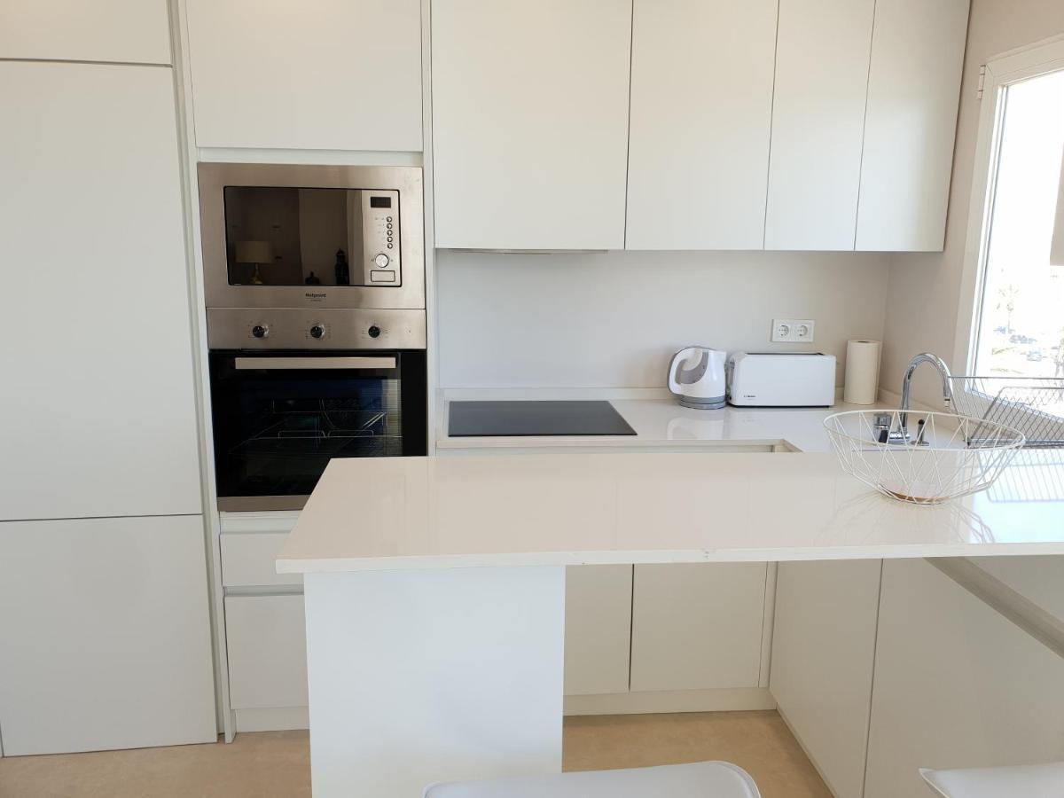 Fantastic Apartment In Front Of The Sea & Marina 에스테포나 외부 사진