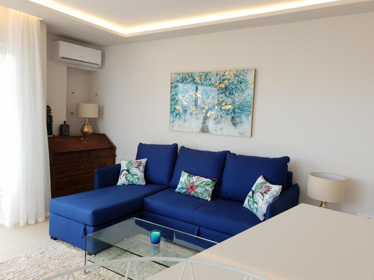 Fantastic Apartment In Front Of The Sea & Marina 에스테포나 외부 사진