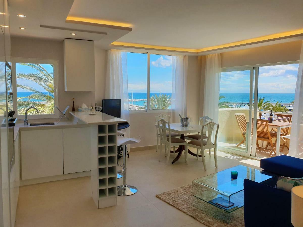 Fantastic Apartment In Front Of The Sea & Marina 에스테포나 외부 사진